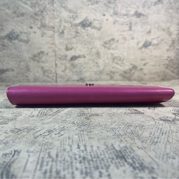 Abas Travel pink leather wallet/organizer and passport cover - Picture 5 of 16